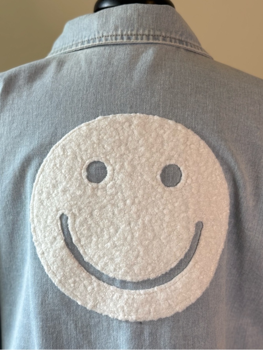 CHARLIE B Blue Denim Jacket Size Large Embroidered Hearts Smiley Face - Picture 8 of 13